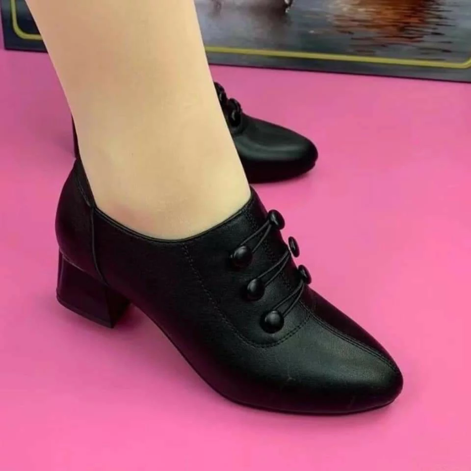 shoe image
